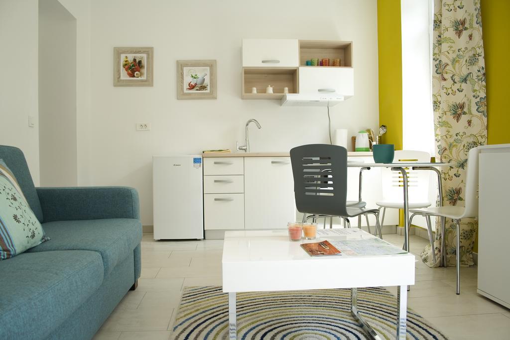 Flowers City Center Apartments 자그레브 객실 사진